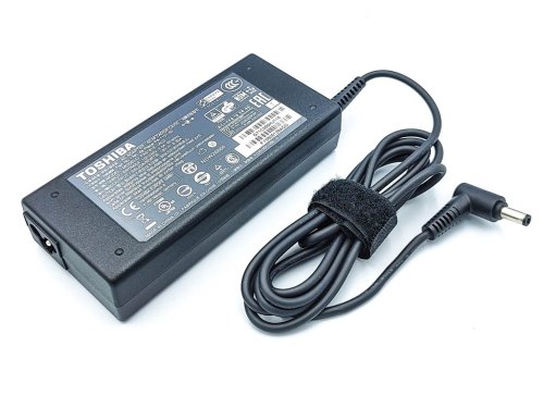 Оригінальний блок живлення для Toshiba A35 — 19V 6.32A 120W, штекер 5.5×2.5 мм
