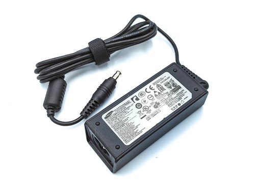 Оригінальний зарядний адаптер для Samsung 19V 2.1A 40W, штекер 5.5×3.0 з піном