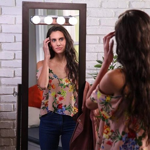 Портативні лампочки Studio Glow для дзеркала: підсвітка для селфі та макіяжу