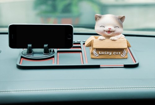 Органайзер на панель авто: антиковзкий липкий килимок-утримувач для телефона та аксесуарів