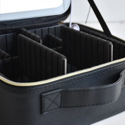 Дорожня косметичка-органайзер із дзеркалом та LED-підсвіткою — портативний бʼюті-кейс для косметики