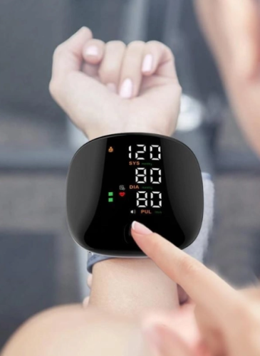 Автоматичний тонометр на зап’ястя з вбудованим акумулятором для вимірювання тиску