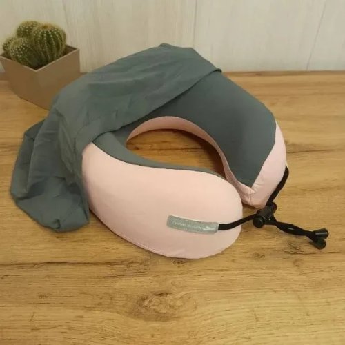 Дорожня подушка-комір для шиї та голови з капюшоном для подорожей