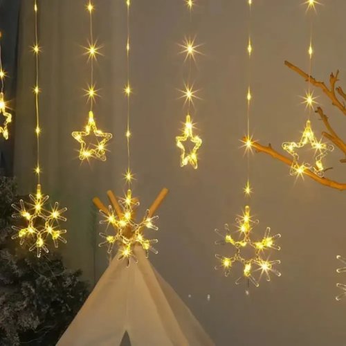 Гірлянда-штора SF-41 «Зірки й сніжинки» 3×0,9 м, USB, тепле світло, пульт ДУ