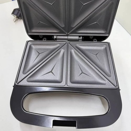 Бутербродниця Hoffmans HM-3003: компактна сендвічниця для кухні, 1000 Вт