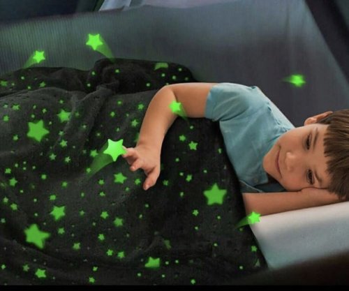Дитячий неоновий люмінесцентний плед-ковдра зі зірками «День-Ніч», світиться у темряві