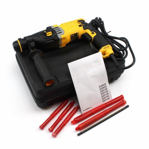 Професійний електроперфоратор у кейсі для свердління бетону та ударного буріння