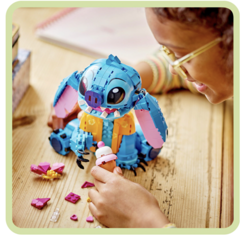 Конструктор LEGO Disney Classic Стіч, 730 деталей, ігровий і демонстраційний набір Original