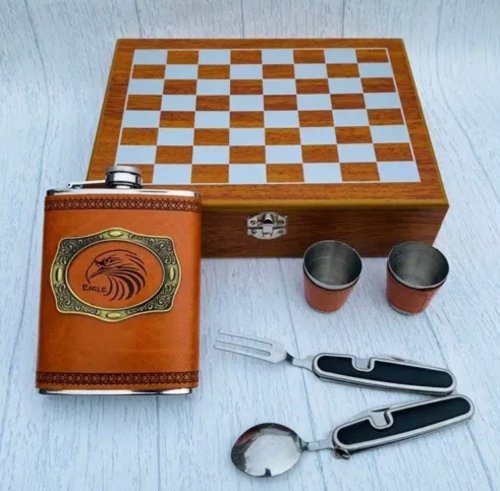 Подарунковий набір XL-5507: шахи (настільна гра) + фляга, аксесуари для відпочинку