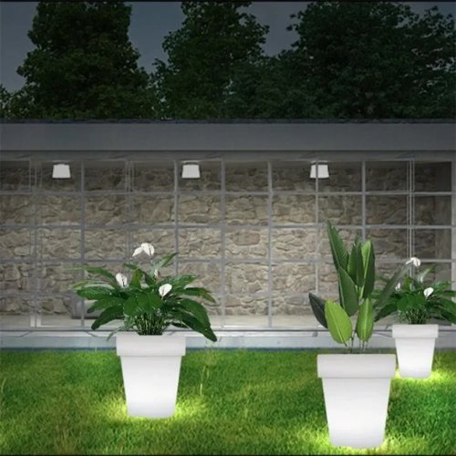 Садовий LED вазон-ліхтар на сонячній батареї з підсвіткою для саду, тераси й двору