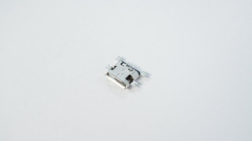 Розʼєм microUSB MUJ211 для планшета та телефона