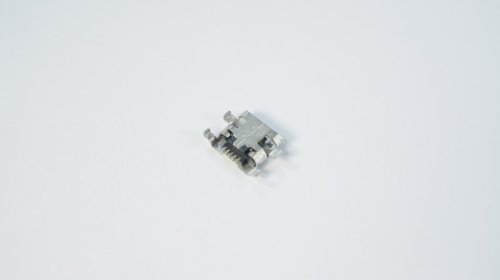 Розʼєм microUSB MUJ210 для планшета та телефону