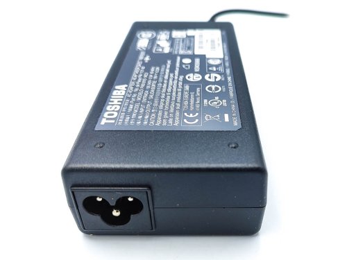 Оригінальний блок живлення для Toshiba P50 — 19V 6.32A 120W, штекер 5.5×2.5 мм